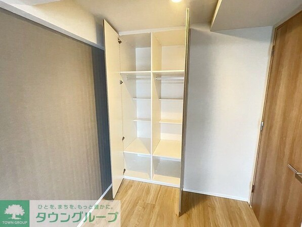 市谷台町坂フロントの物件内観写真